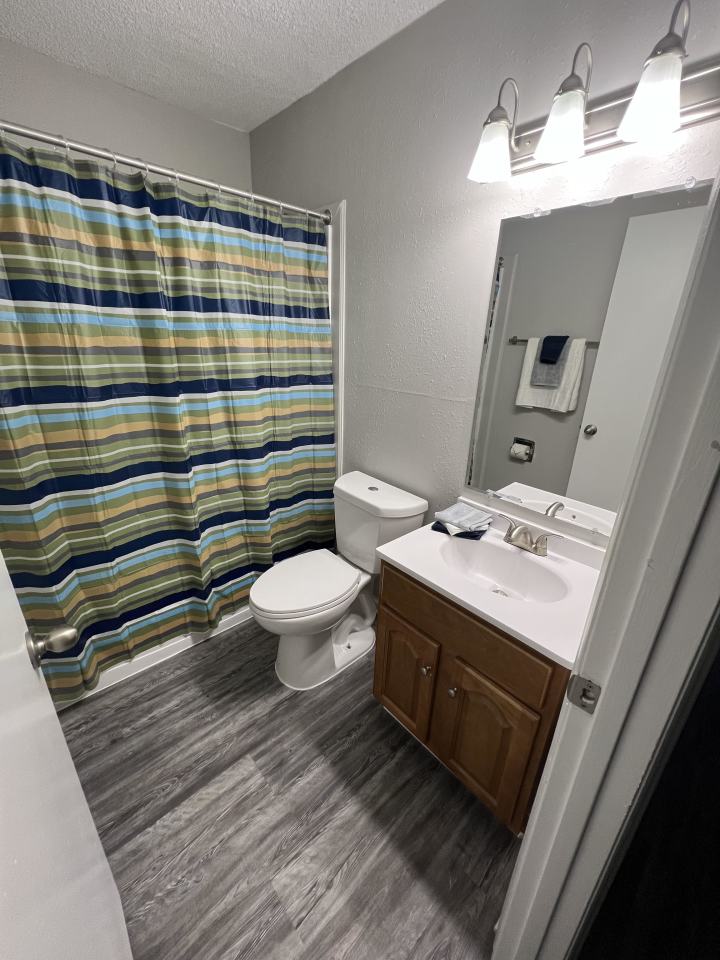 Marsh Cove & Somerset Image 7