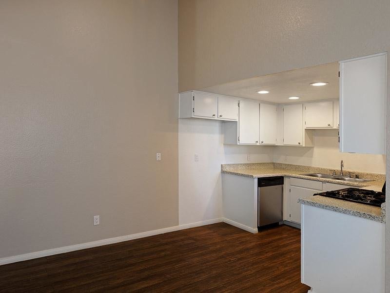 Estancia Apartments Image 5