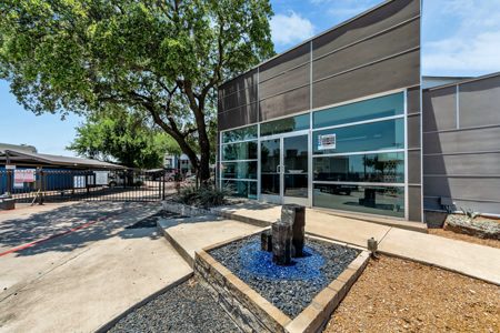 Azure Urban Living Image 23