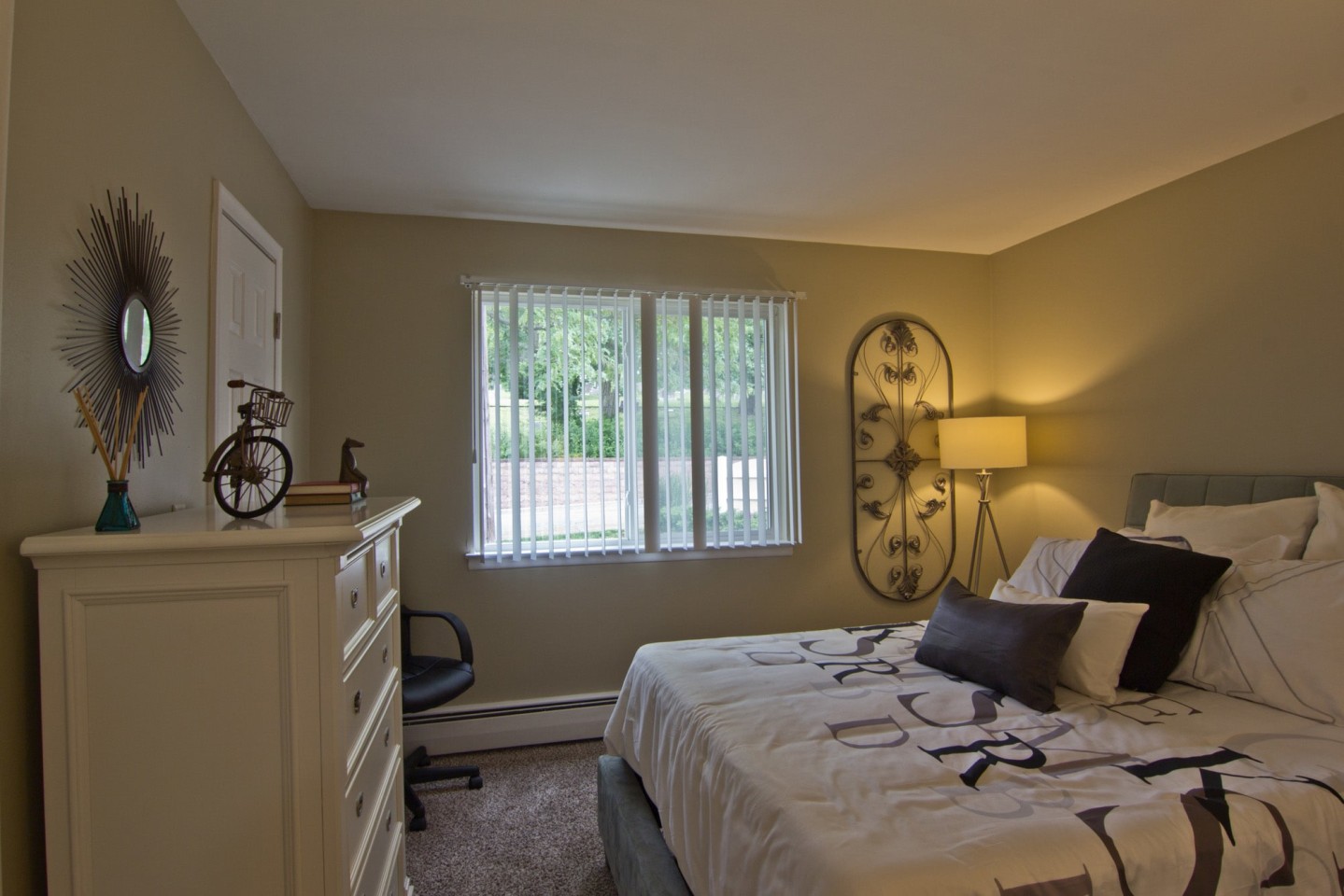 Shoreview Apartments Image 3