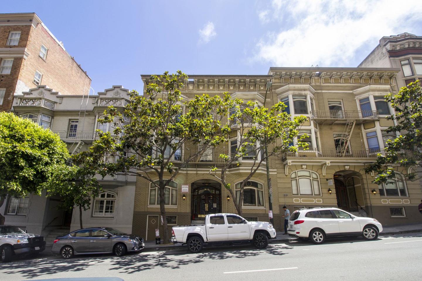 825 Pine Street Image 6