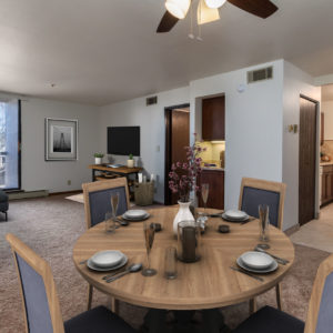 Park Plaza Apartments Image 6