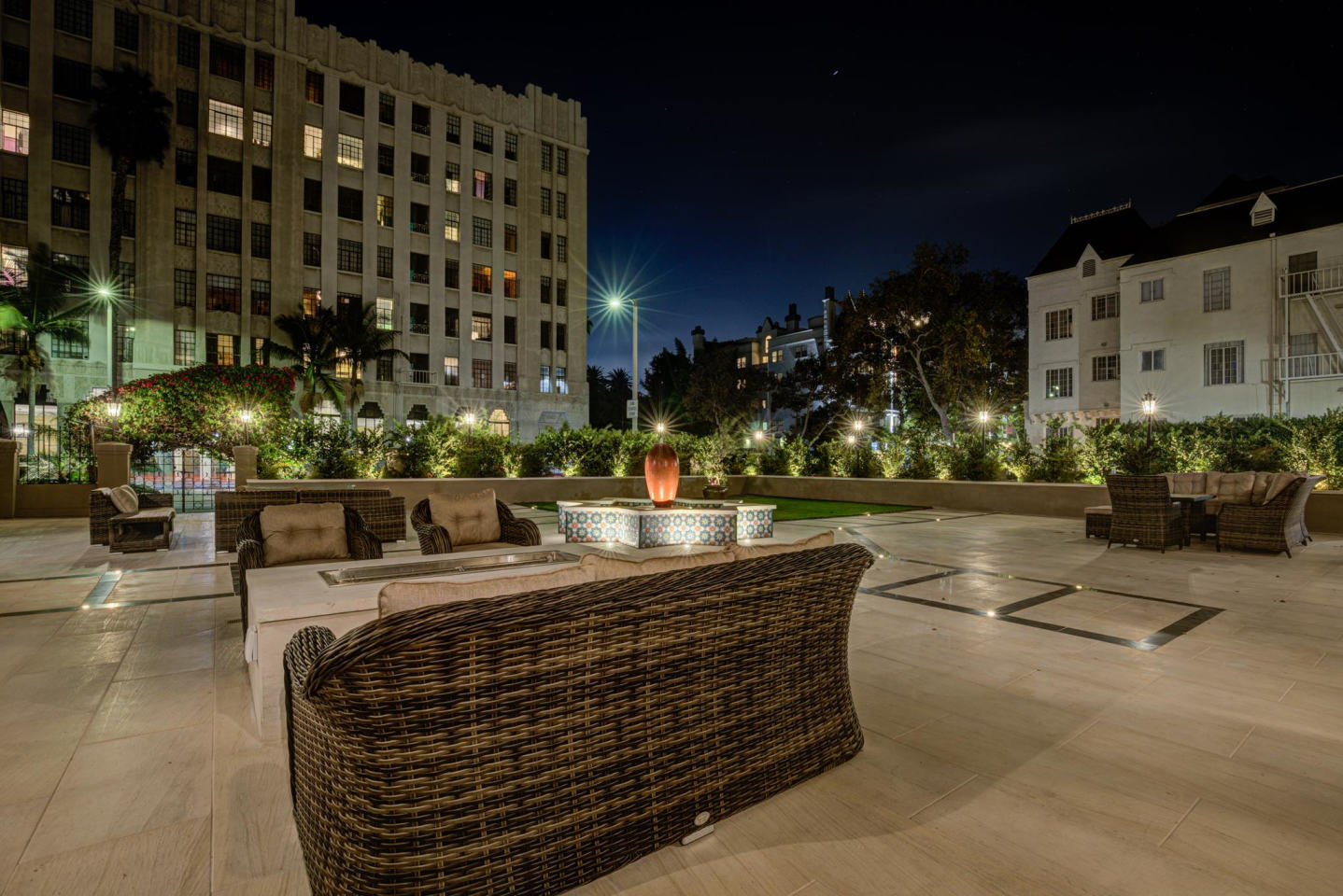 Hermoyne Apartments Image 21