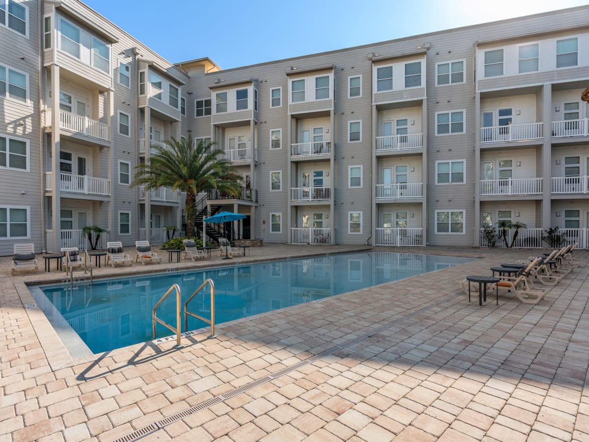 Lake Lofts at Deerwood Image 45