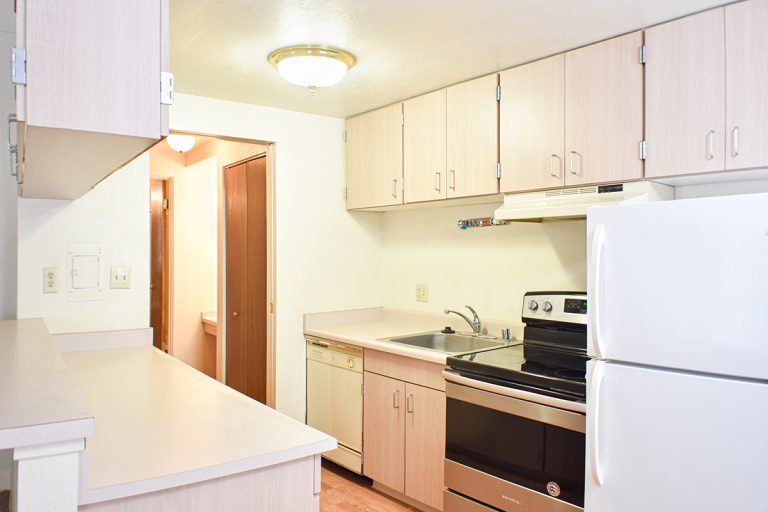 Whitewater Park Apartments Image 4