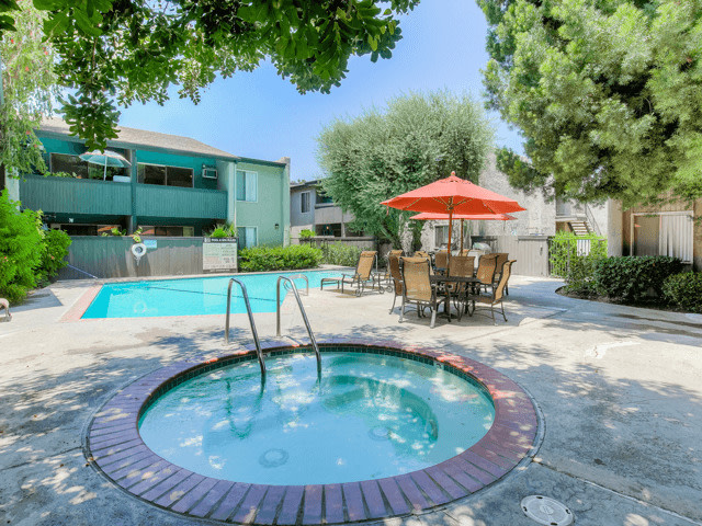 Twenty2Eleven Apartments Image 1