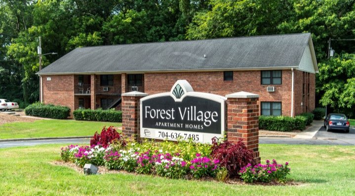 Forest Village on the Greenway Image 24