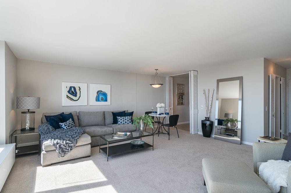 3450 North Lake Shore Drive Image 3