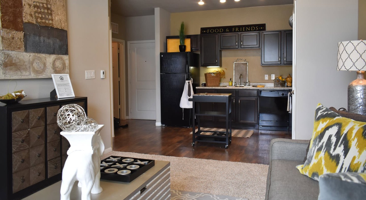Villas of Chapel Creek Image 4