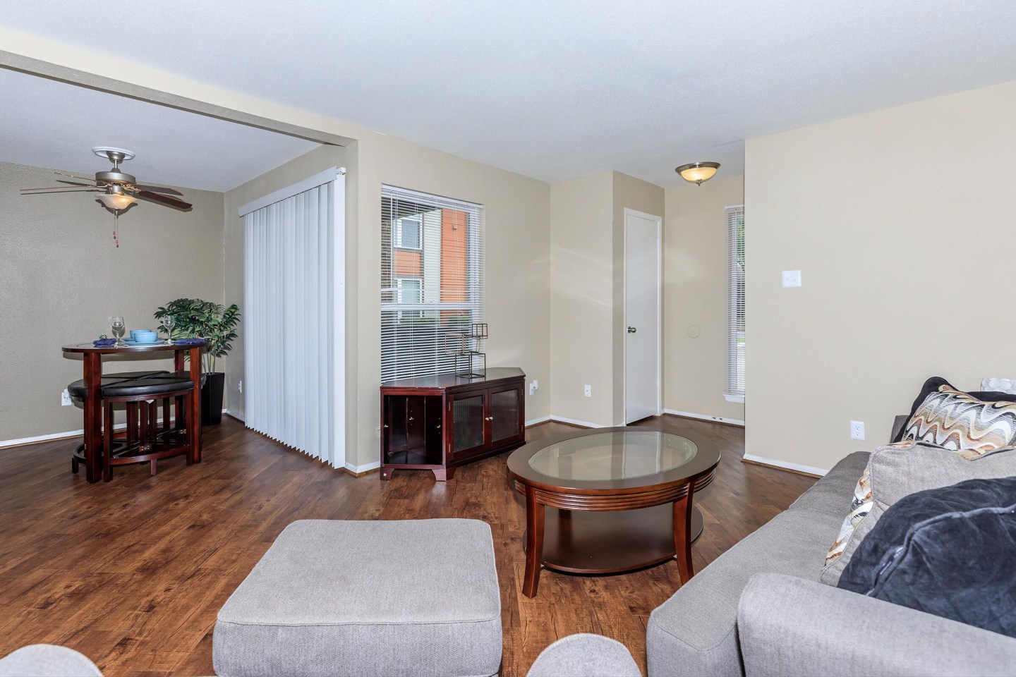 Residence at Deer Park Apartments Image 26