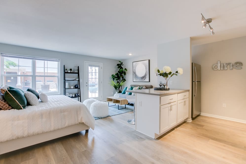 Loring Park Apartments Image 6