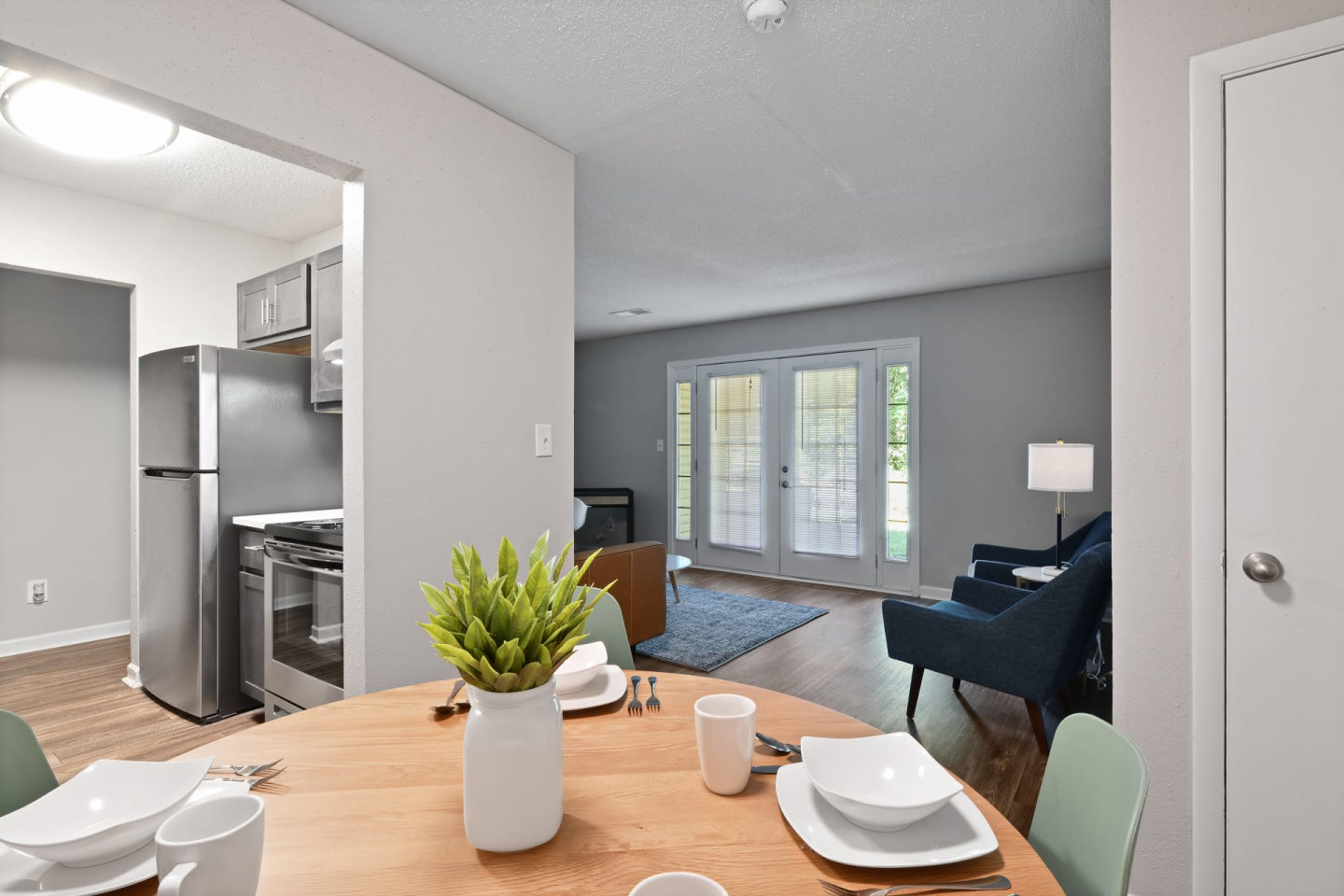 Premier Apartments Image 21