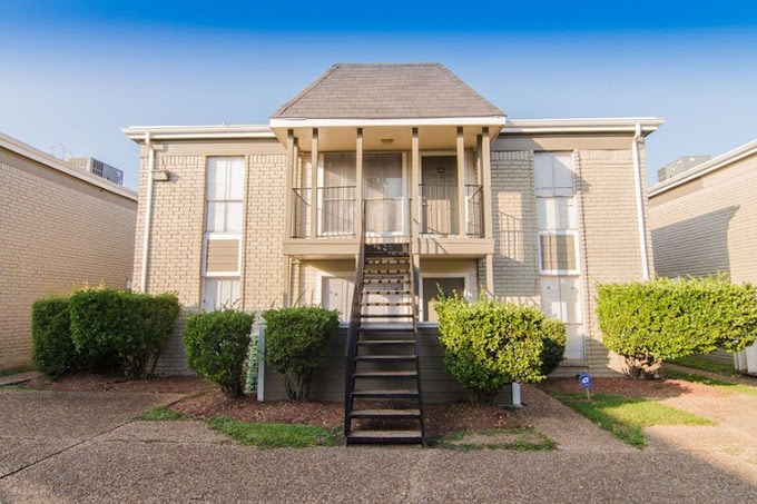 Northlake Manor Image 17
