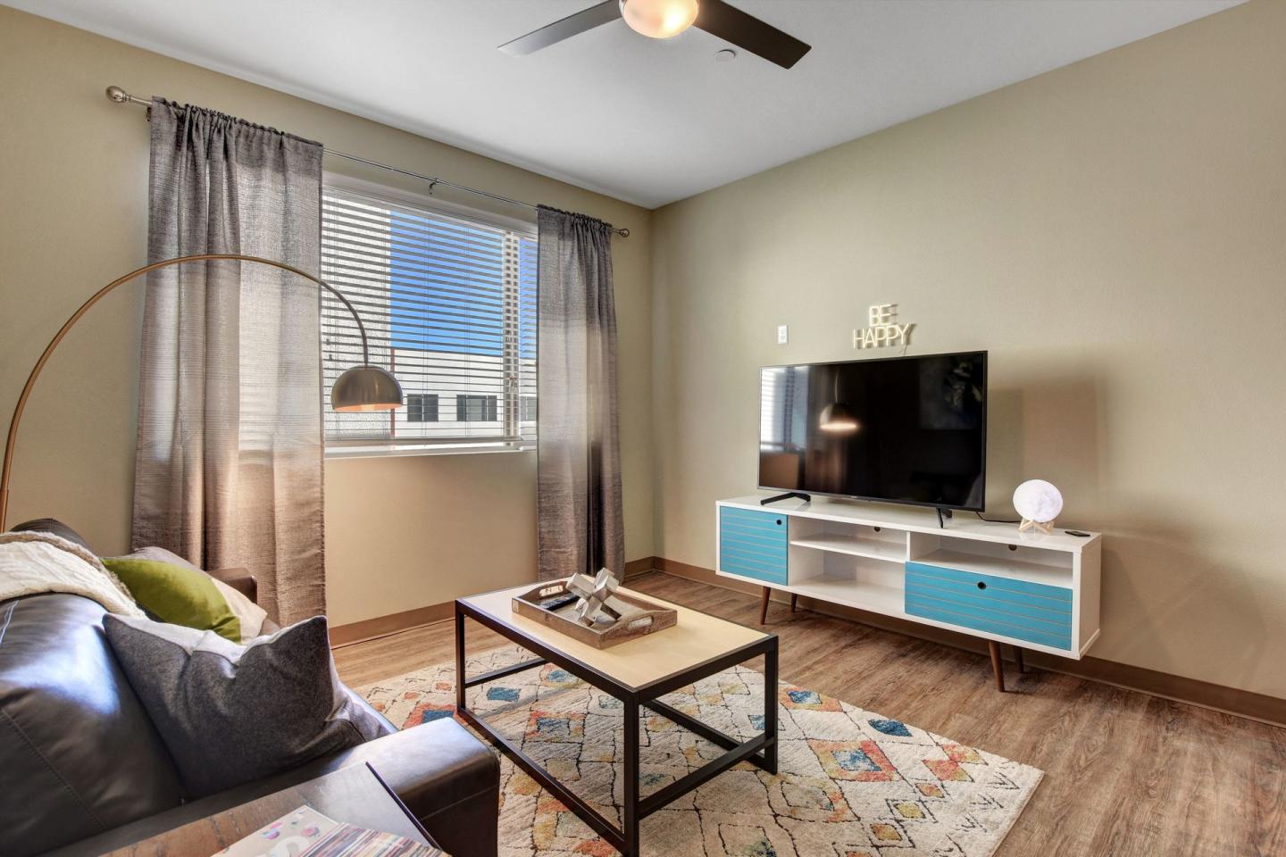 Student Housing - Echo 1055 Image 21