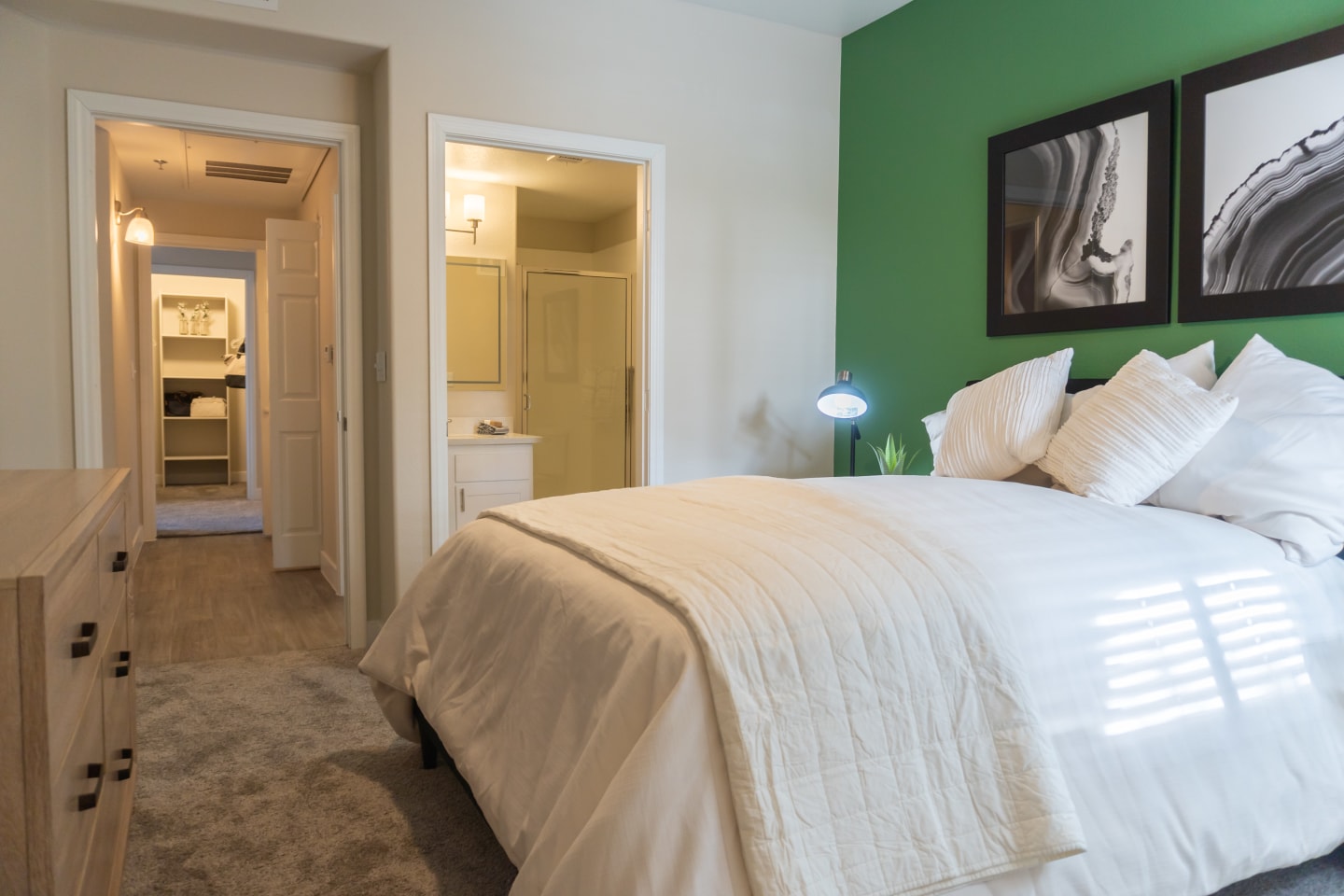 St. Clair Apartment Homes Image 10