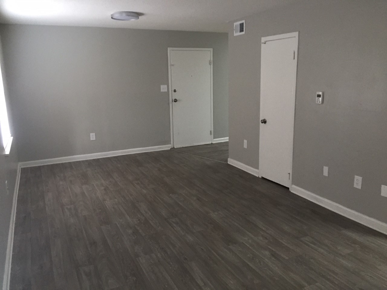 Lanier Terrace Apartments Image 18
