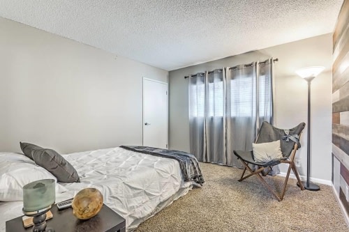 Del Amo Place Apartment Homes Image 15