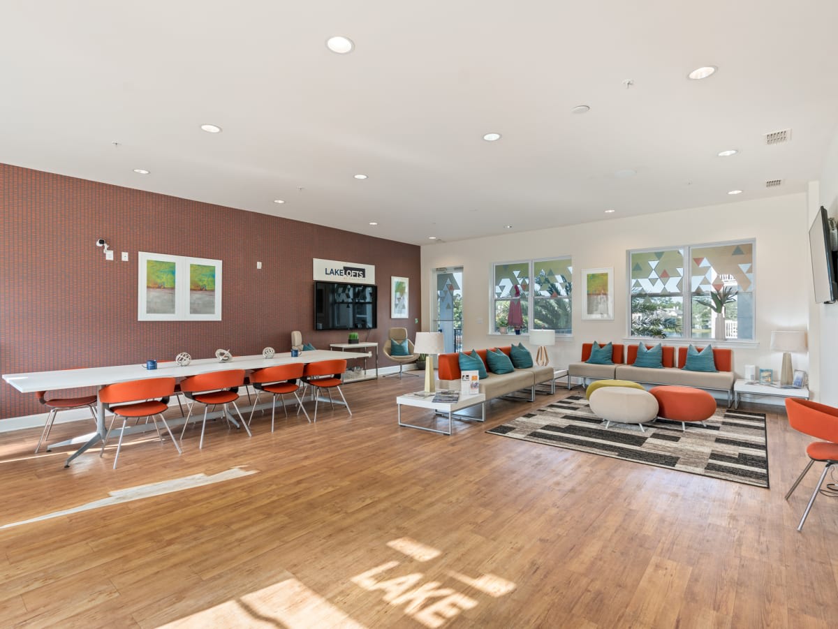 Lake Lofts at Deerwood Image 23