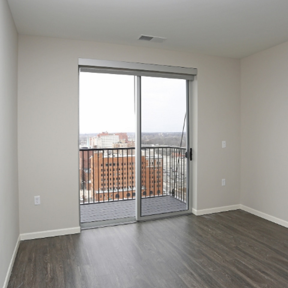 Skyline Tower Image 19