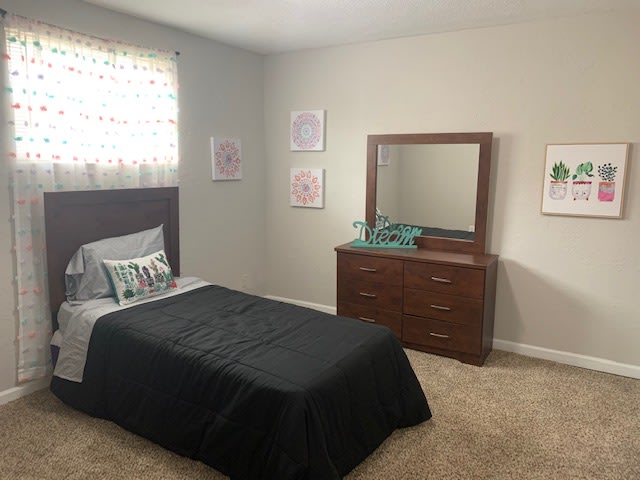 The Onyx at 3211 Image 9