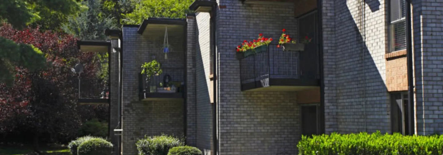 Towne Crest Apartments Image 17