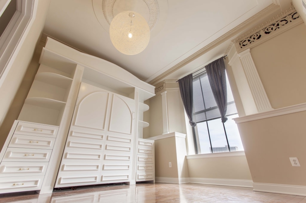 2100 Parkway Image 11