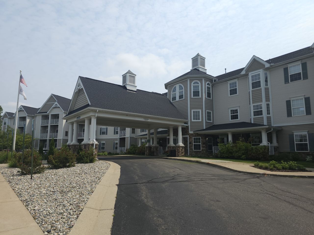 Oakhaven Manor - Senior Living Image 23