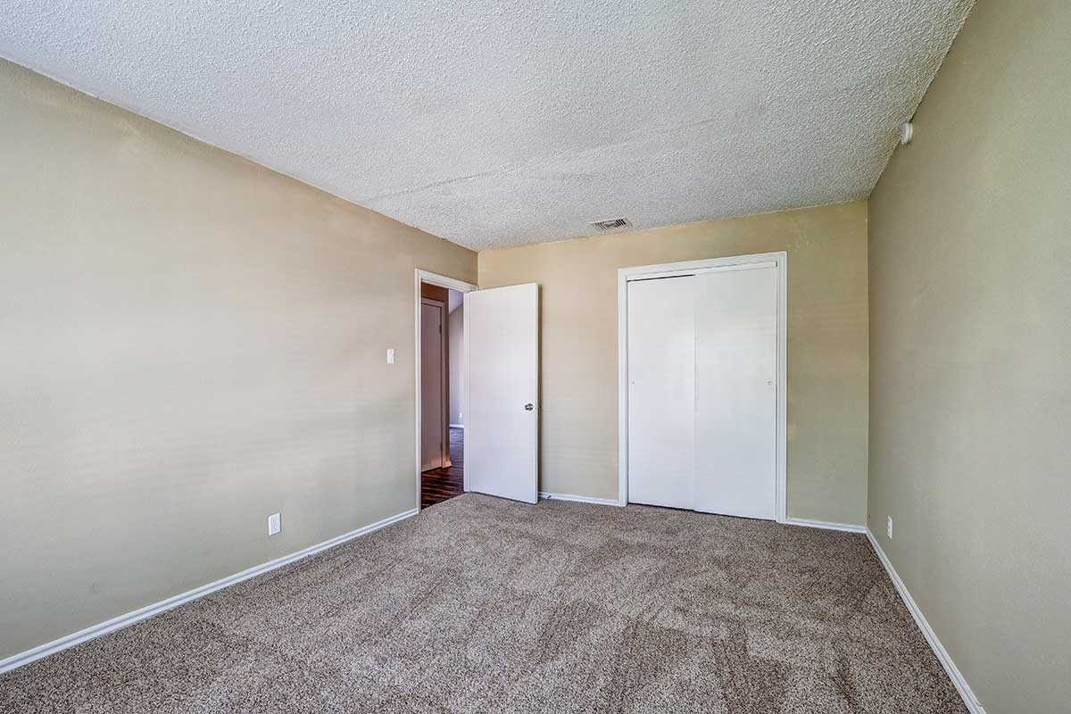 OakStone Apartment Homes Image 7