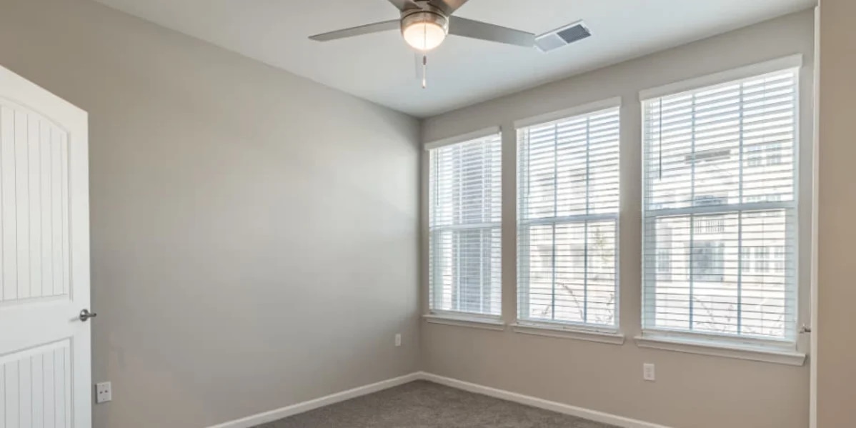 Garden Oaks Apartments Image 5