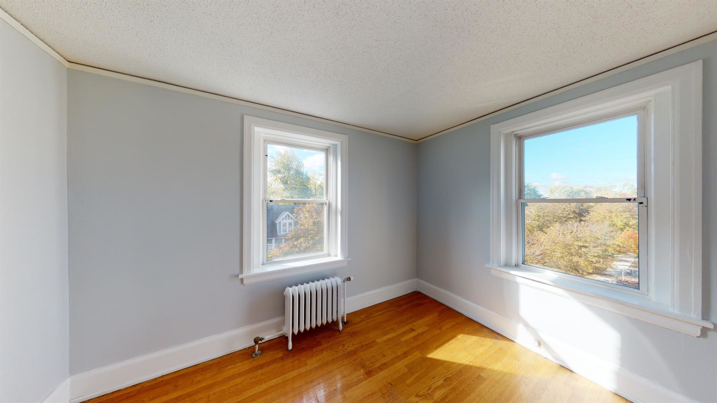 1165 Delaware Image 7