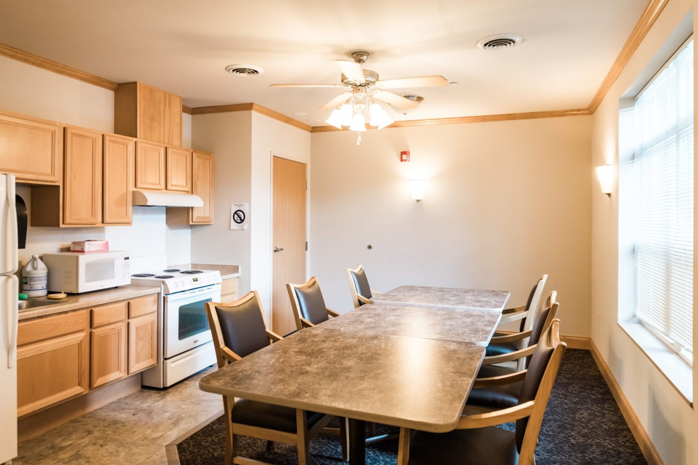 Becher Terrace - Senior Housing Image 8