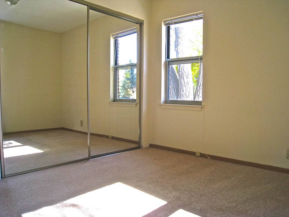 Ford Parkway Apartments Image 5