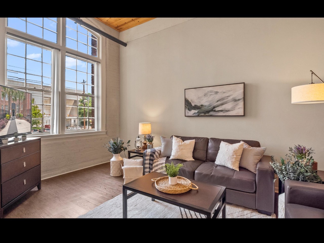 Student Housing - Yugo Columbia Lofts Image 31