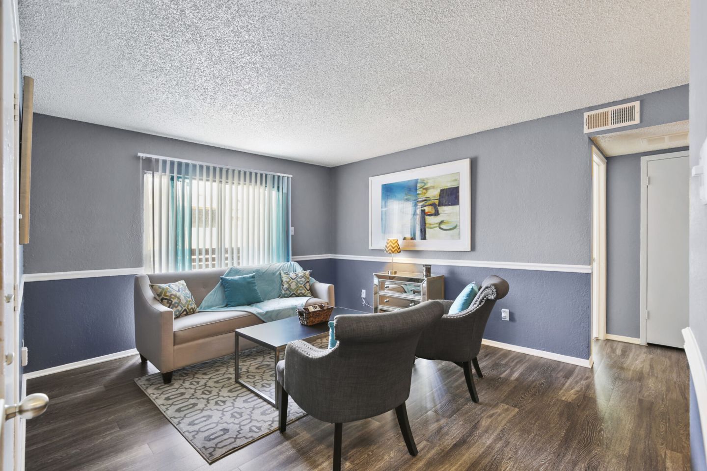Oakwood Apartments Image 6