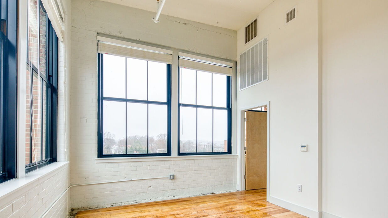 Petersburg ArtistSpace Lofts Image 35