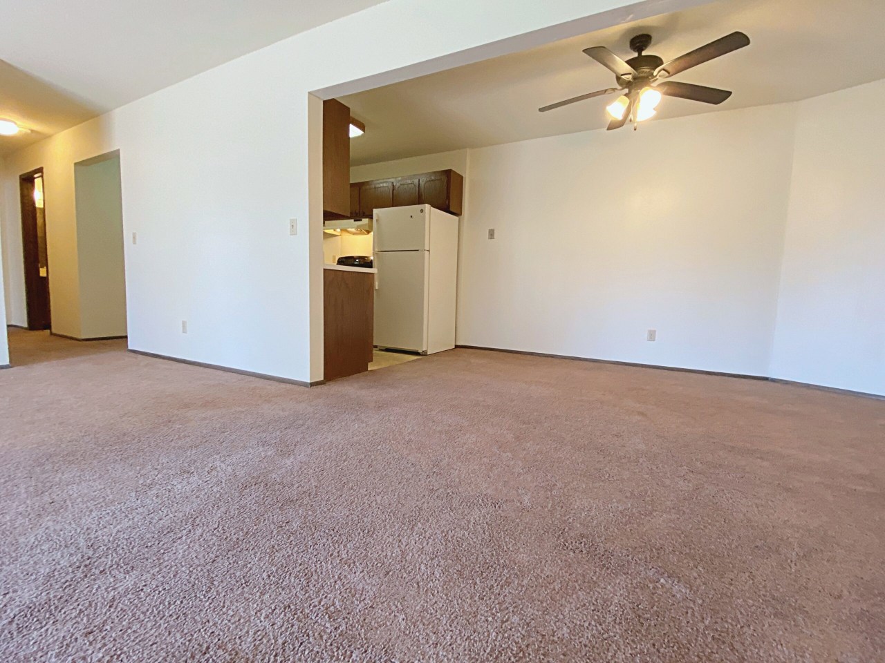 Southgate Apartments Image 2