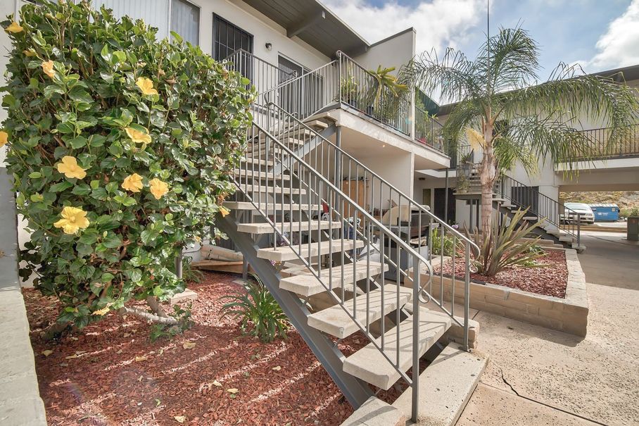 Rancho Vista Apts Image 18