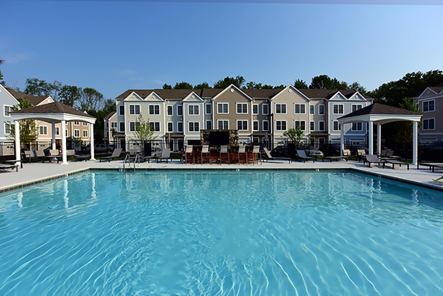 Mayfair Square Image 1