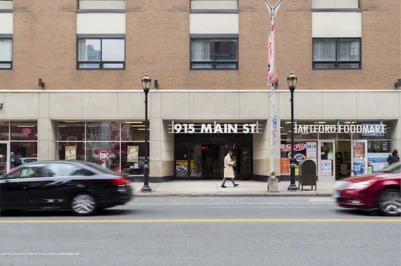 915 Main Street Image 25