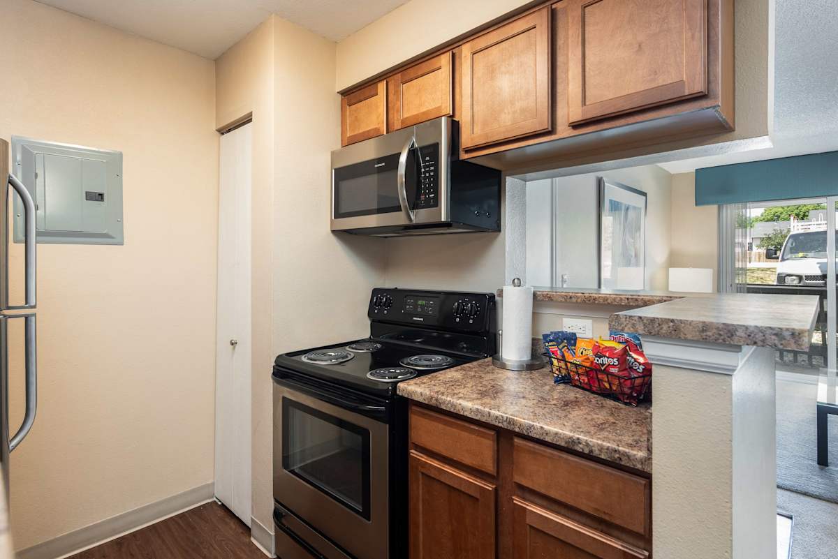 Oak Ridge Apartments Image 2