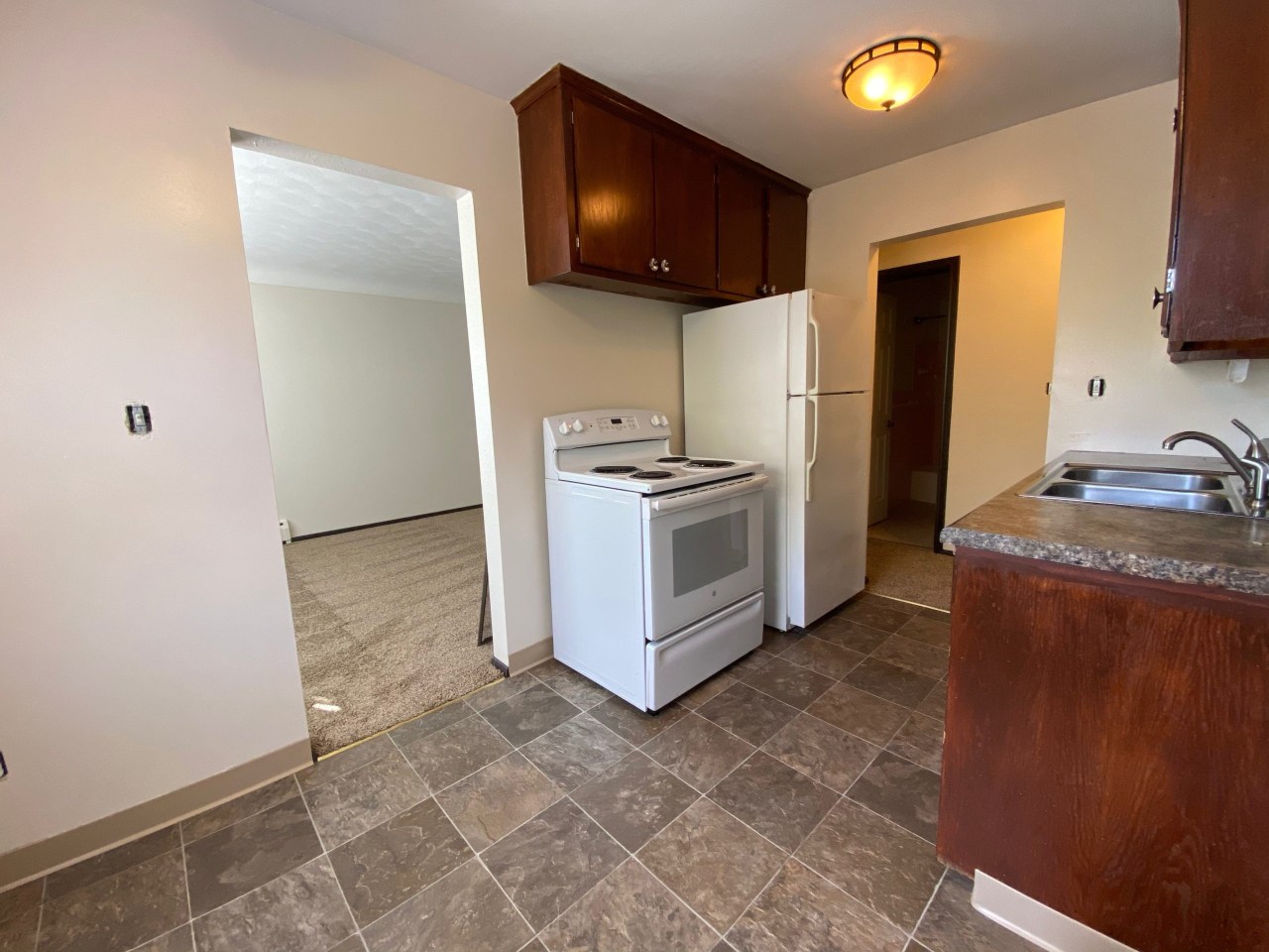 West 7th Apartments Image 3