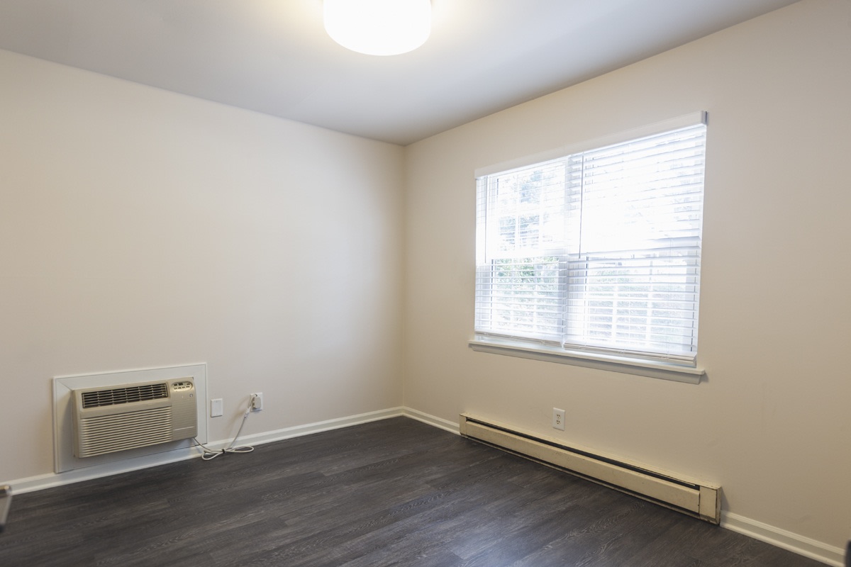 Cambridge House Apartments - Student Housing Image 5