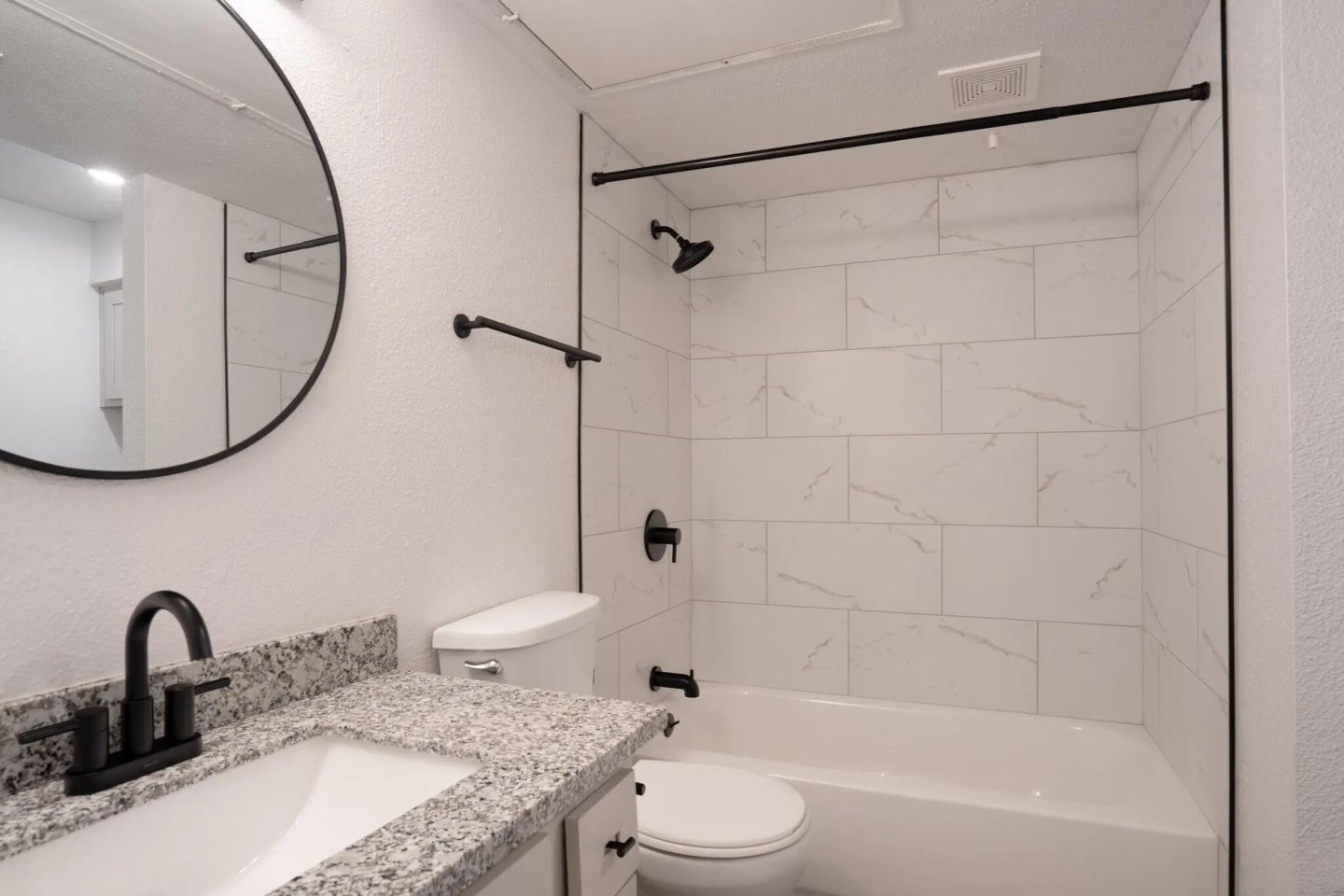 Skylar Pointe Image 20