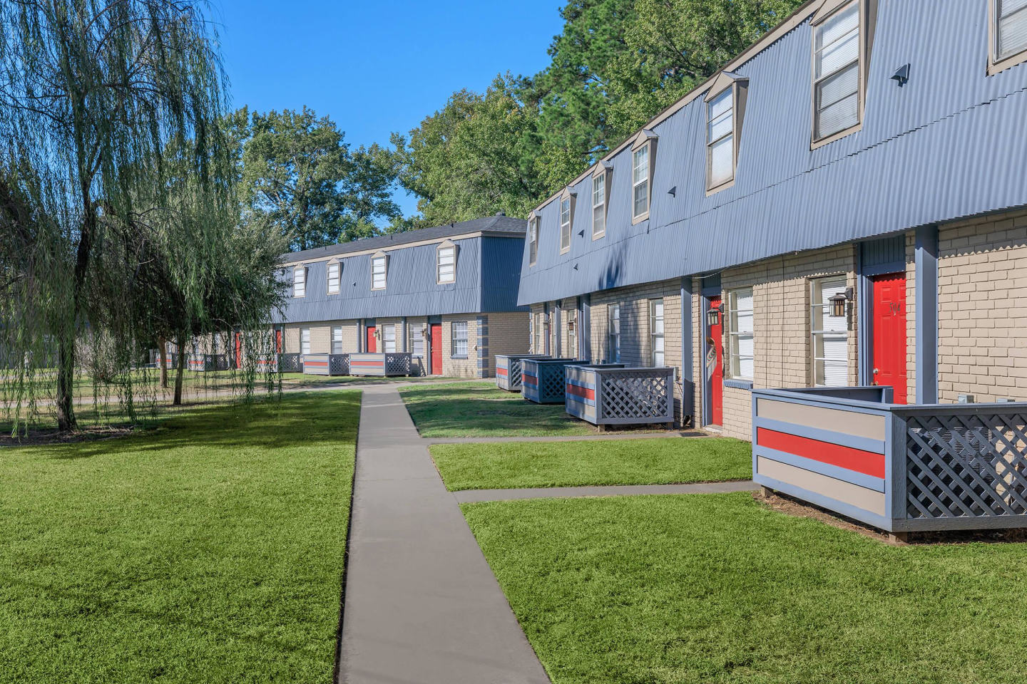 The Californian Apartments of Lufkin Image 14