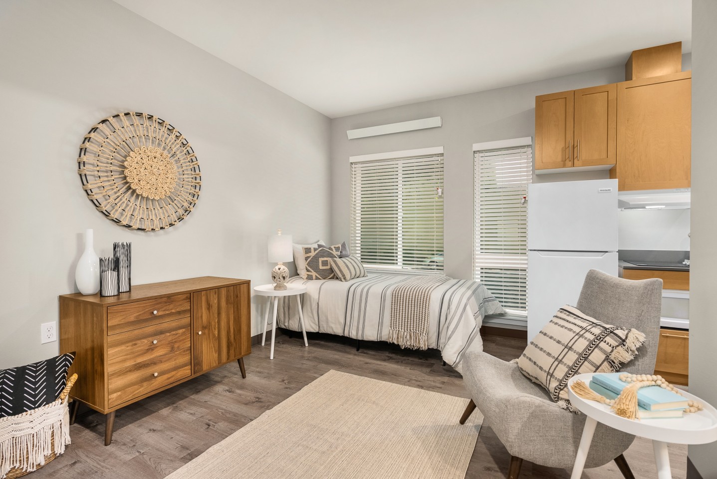 4029 Rainier Image 10