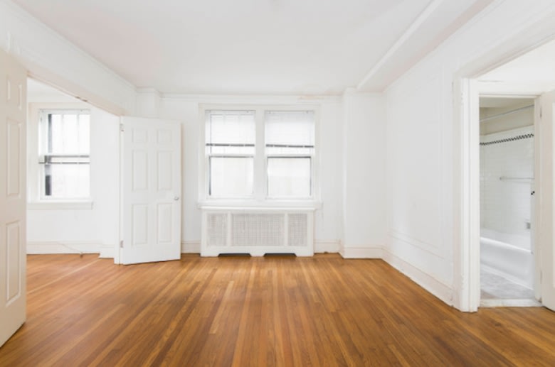 Embassy Apartments Image 12