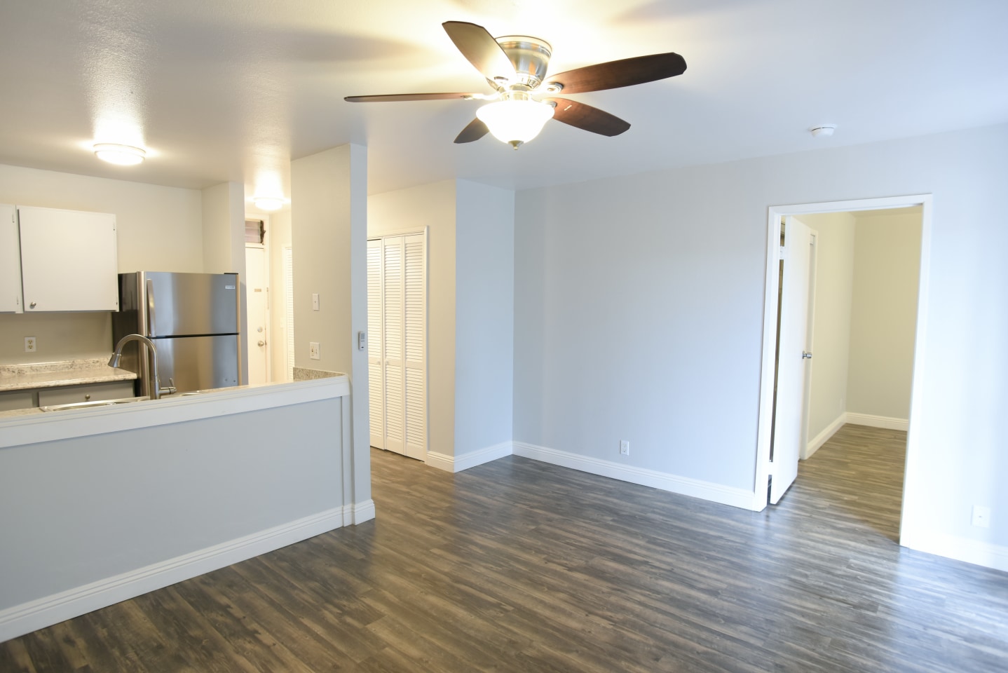 SUNSET TERRACE Image 4