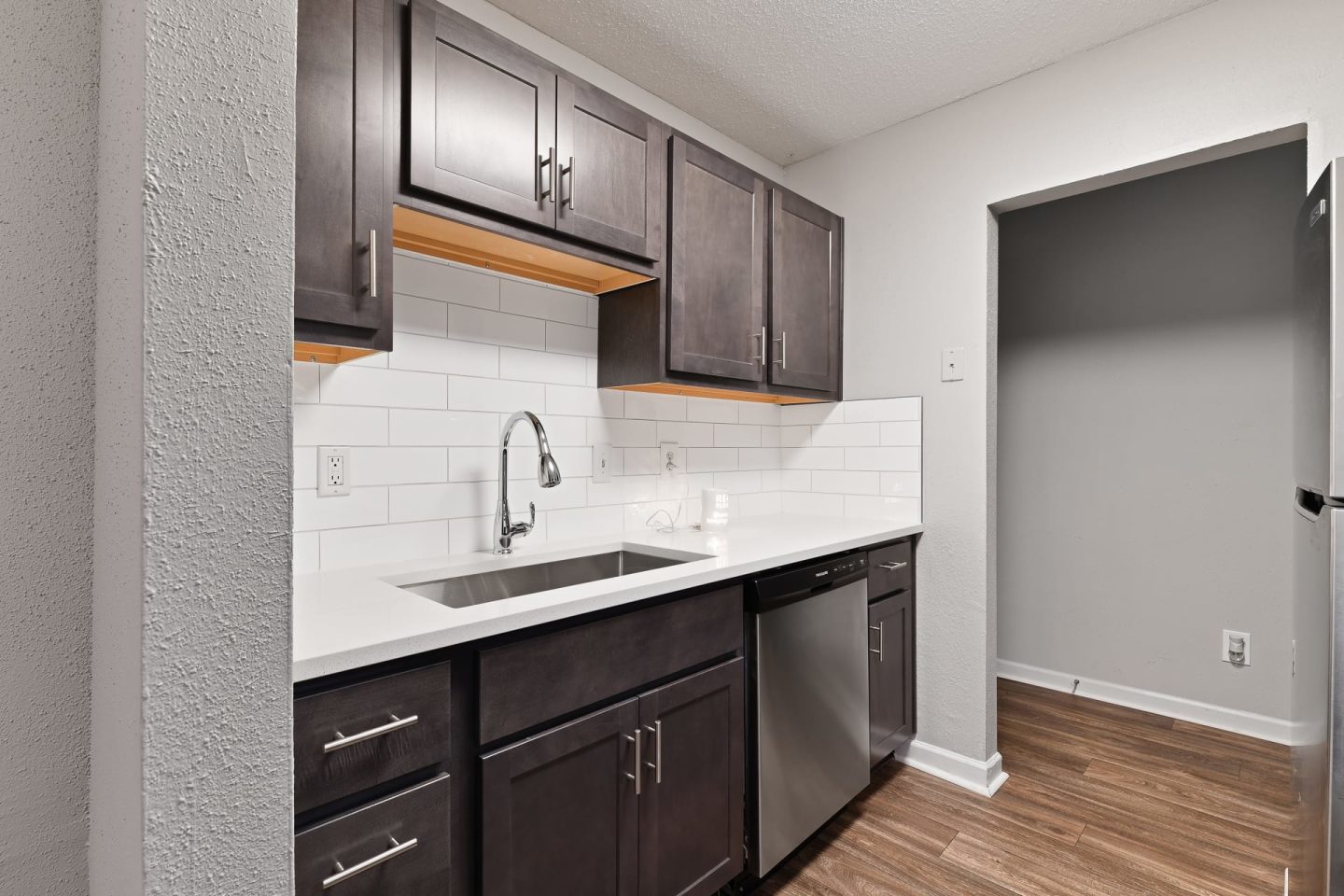 Premier Apartments Image 32