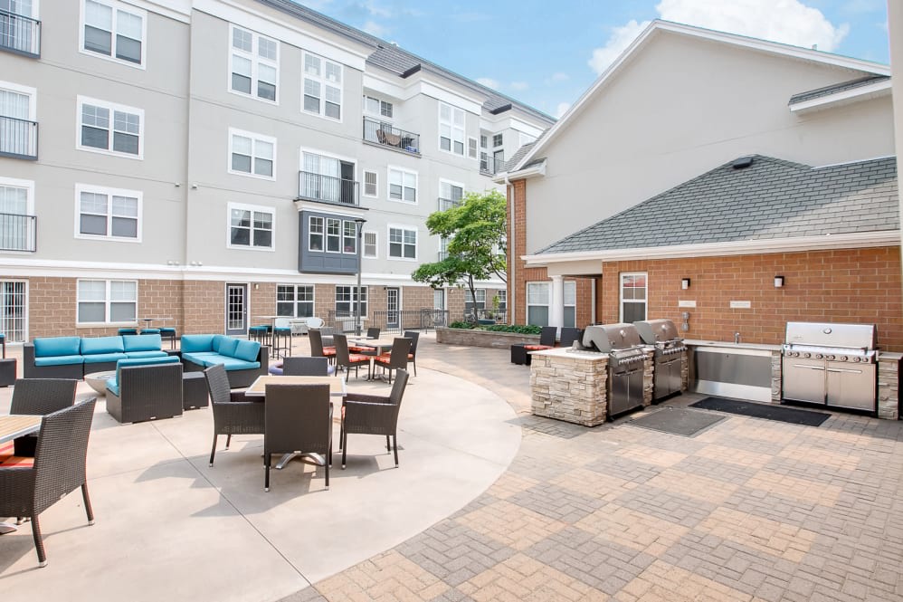 Loring Park Apartments Image 15
