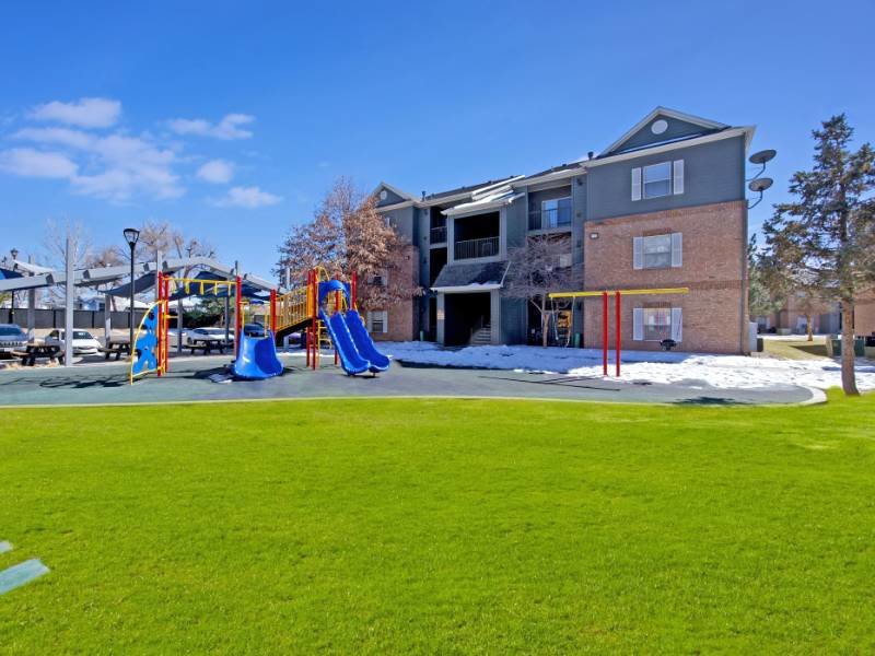 Village Crest Apartments Image 32